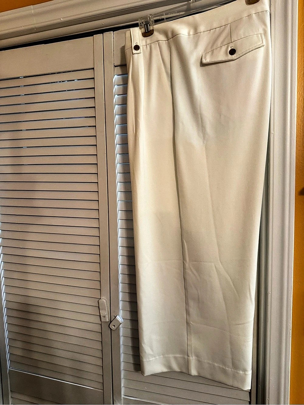 Lands' End Women's Cropped Pants in White Size 16 Like New